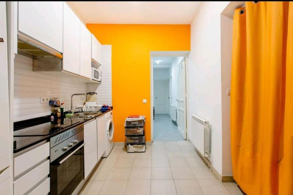 Divina Malasana Apartamento Madri Exterior foto