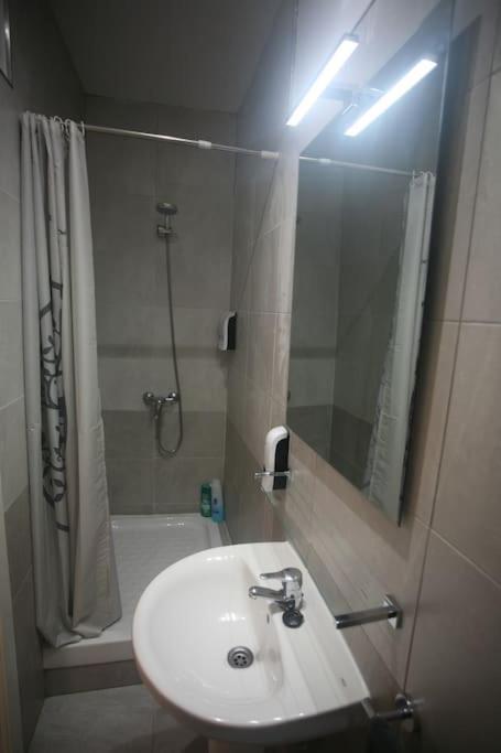 Divina Malasana Apartamento Madri Exterior foto